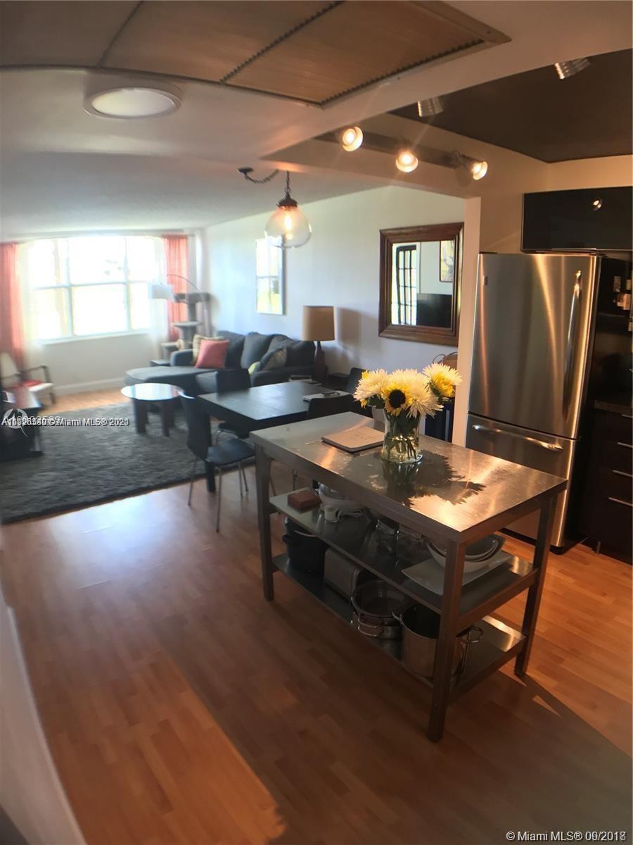 LIVE OAK 12 OF PINE ISLAN - Residential Lease