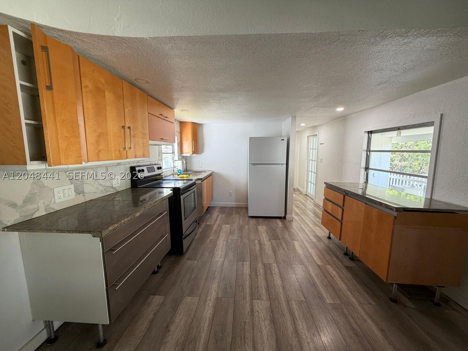 Everglades Lakes - Residential
