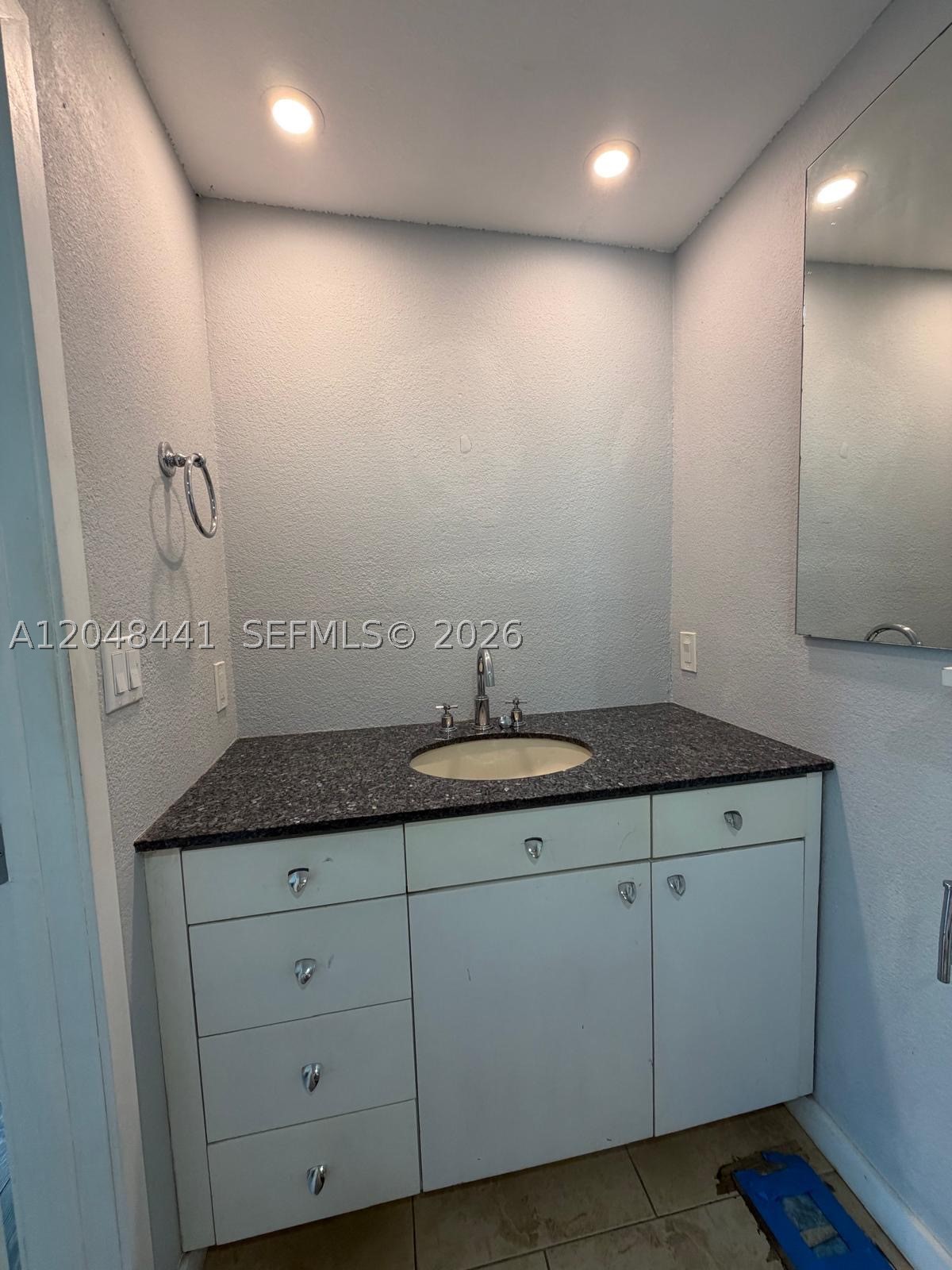 Everglades Lakes - Residential