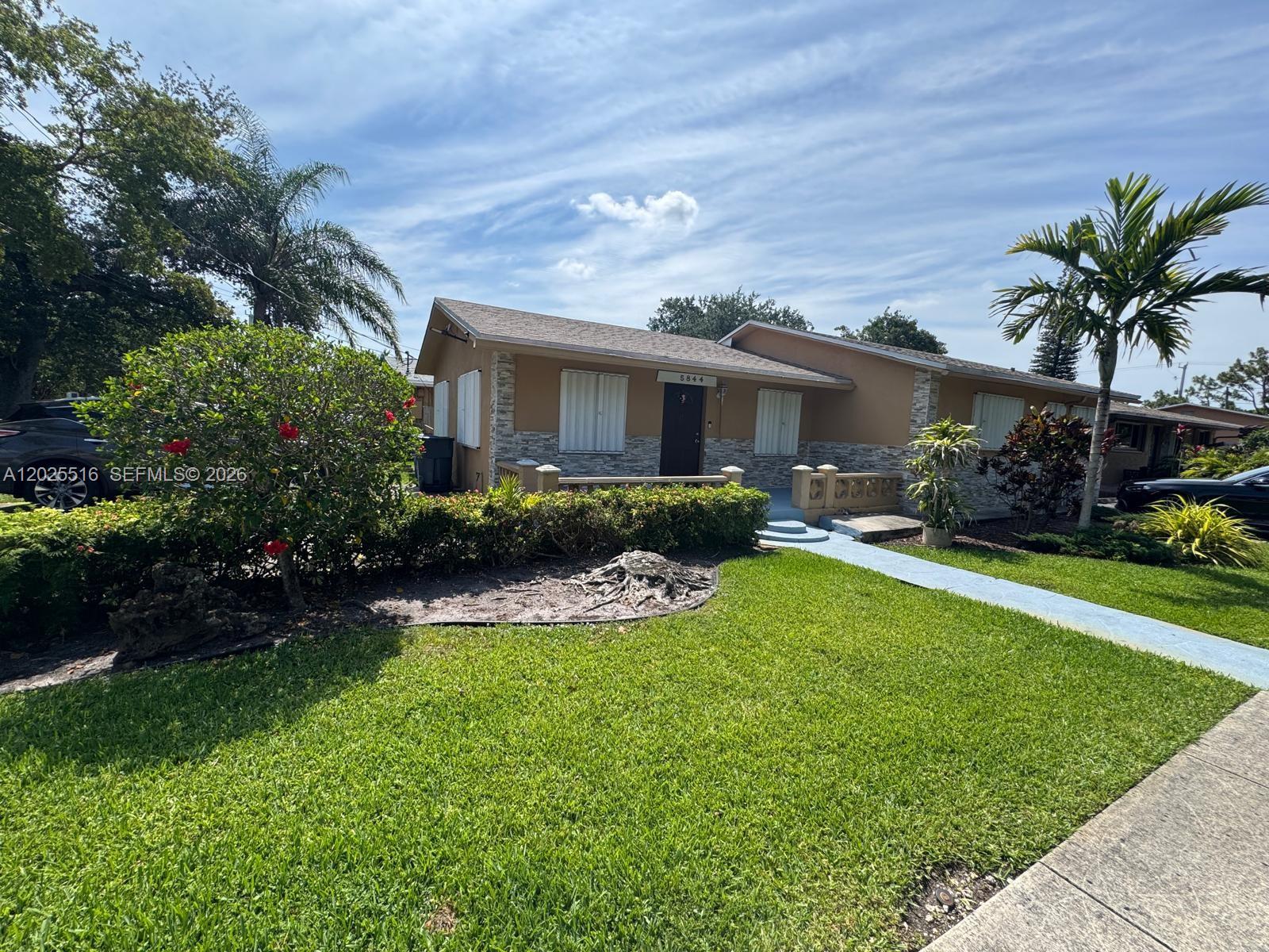 HOLLYWOOD BEACH GARDENS - Residential Income