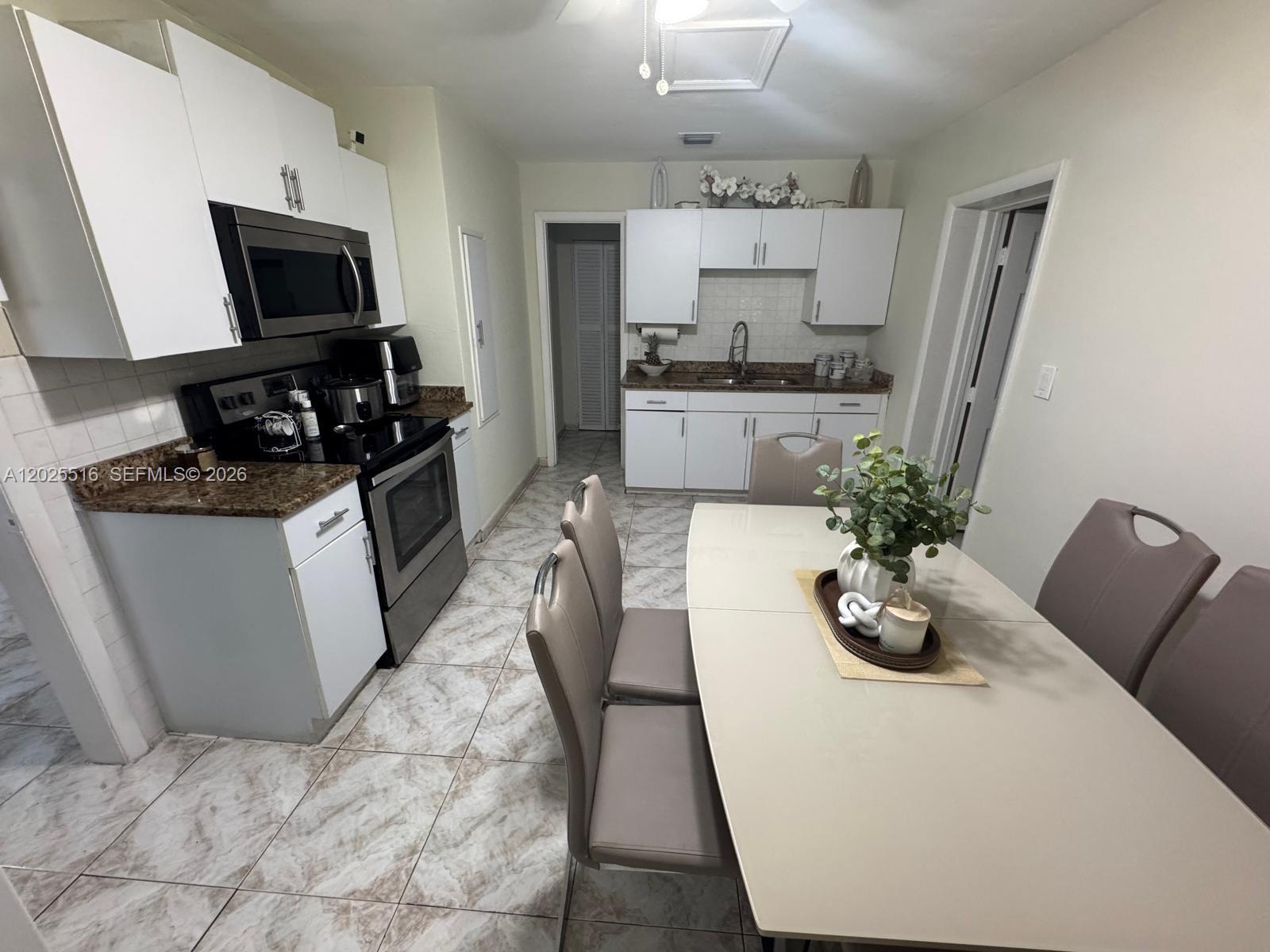 HOLLYWOOD BEACH GARDENS - Residential Income