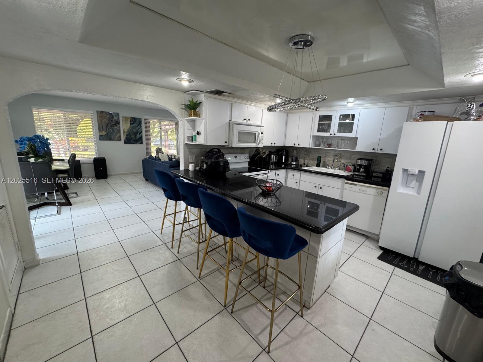 HOLLYWOOD BEACH GARDENS - Residential Income