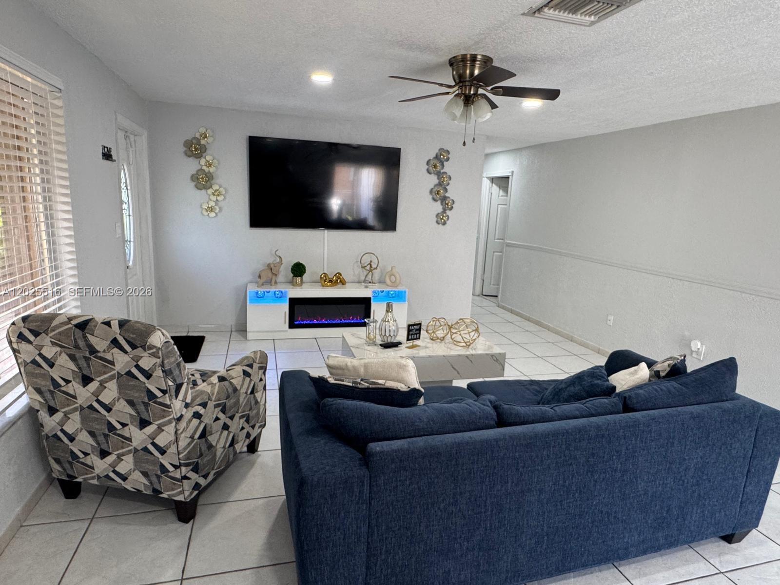 HOLLYWOOD BEACH GARDENS - Residential Income