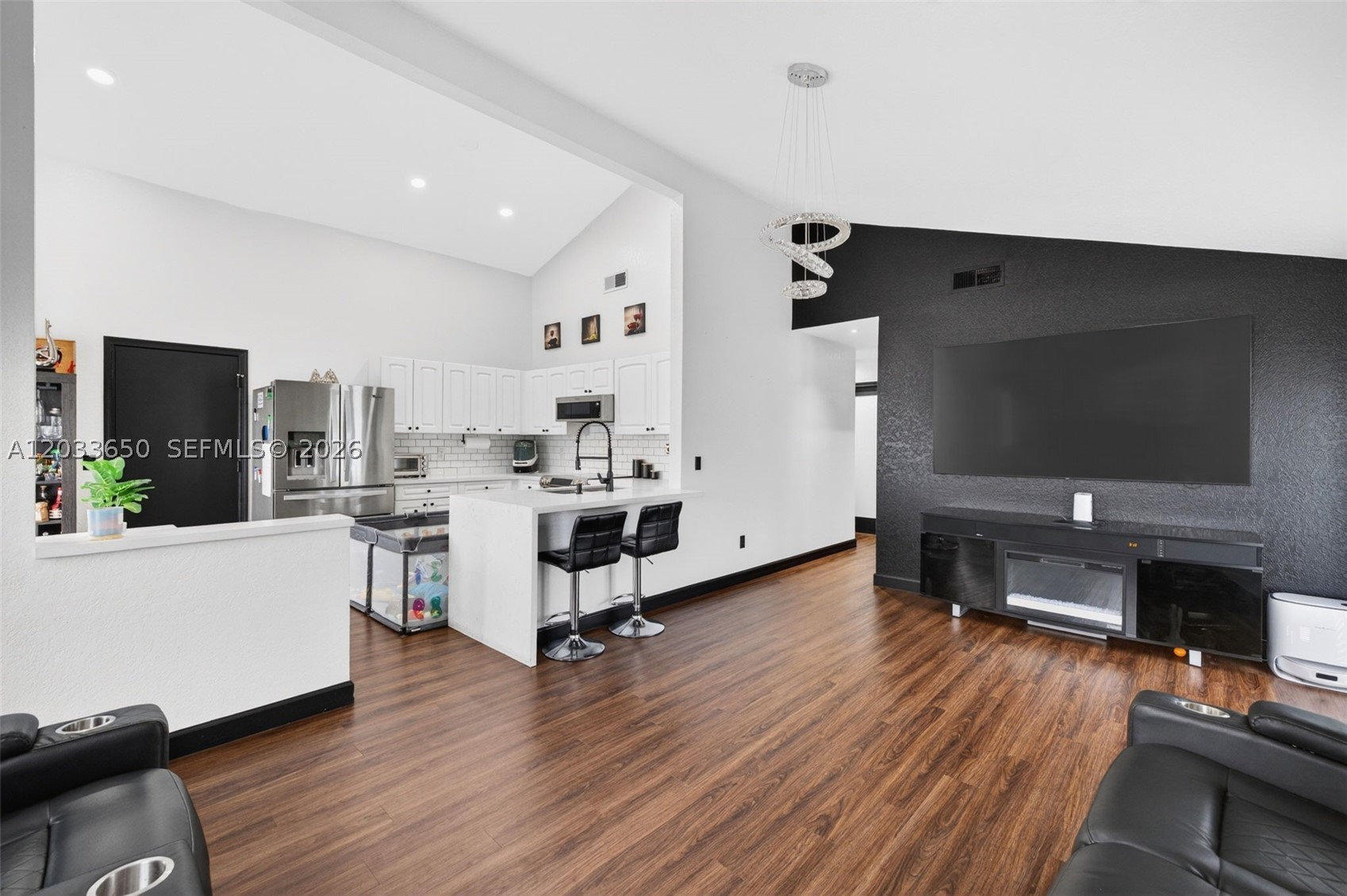 UNIVERSITY PARK PARCELS 4 - Residential Lease