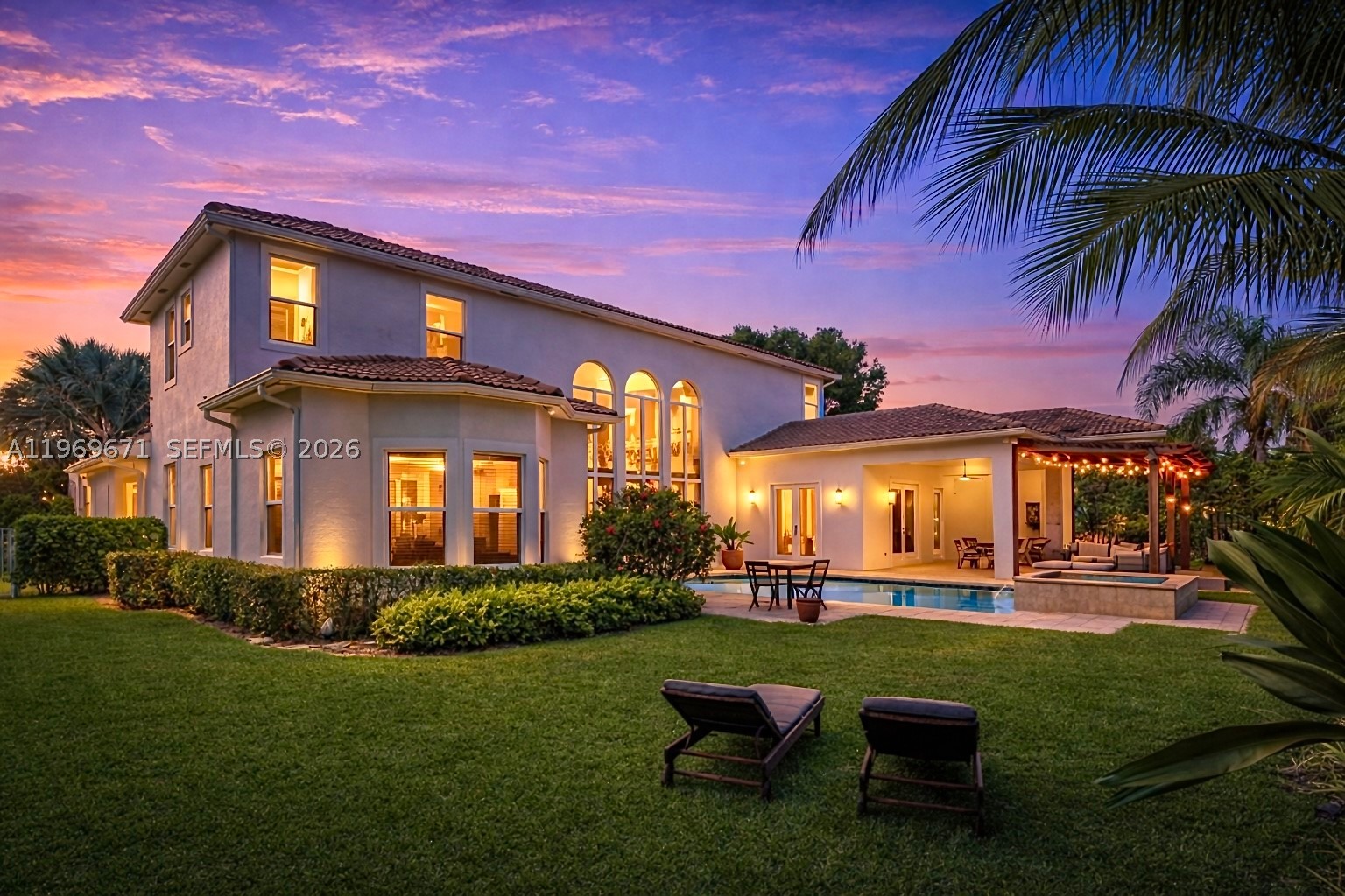 EQUESTRIAN CLUB - Residential