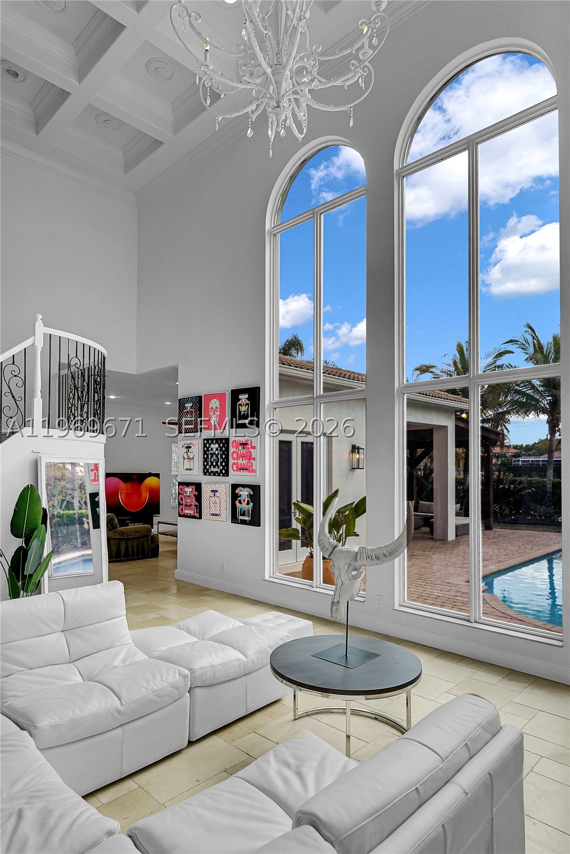 EQUESTRIAN CLUB - Residential