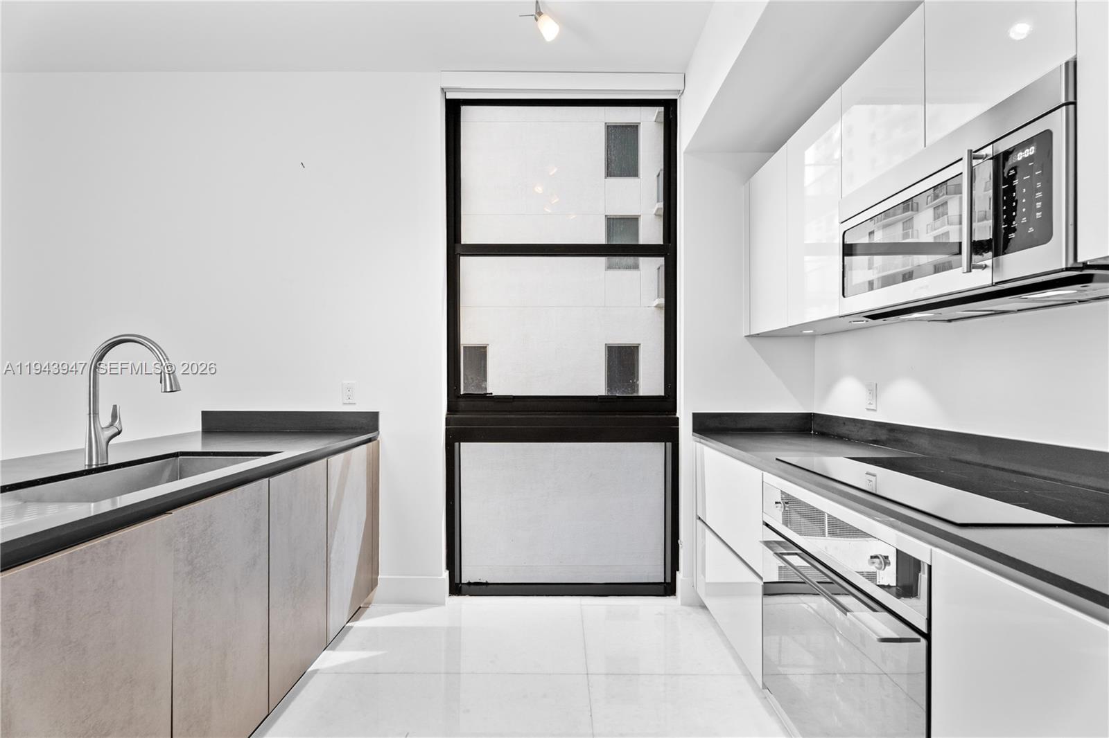 1010 BRICKELL CONDO - Residential