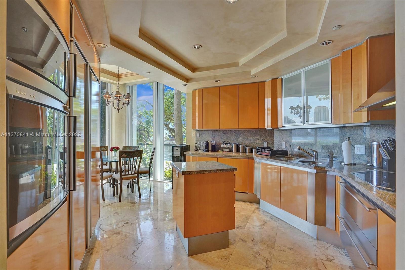 2600 ISL BLVD WILLIAMS IS - Residential