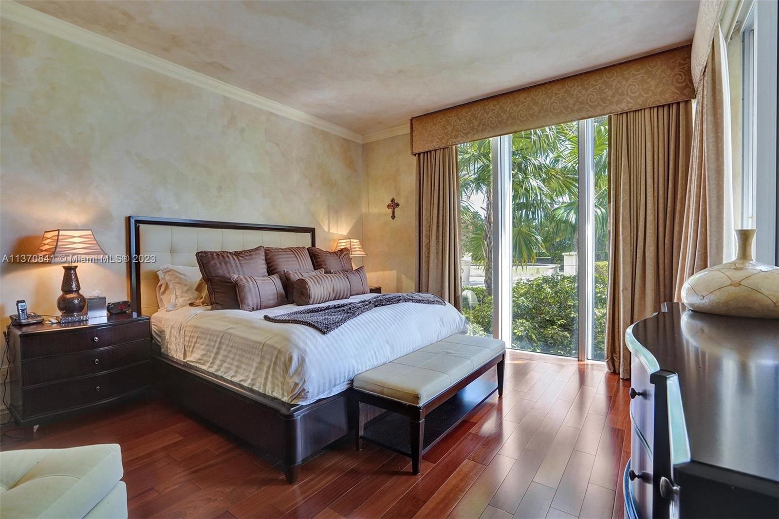 2600 ISL BLVD WILLIAMS IS - Residential