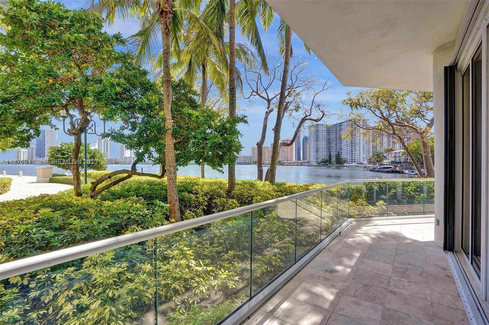 2600 ISL BLVD WILLIAMS IS - Residential