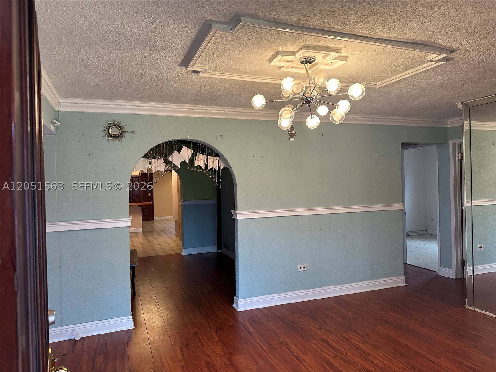 RIVERA MANOR - Residential