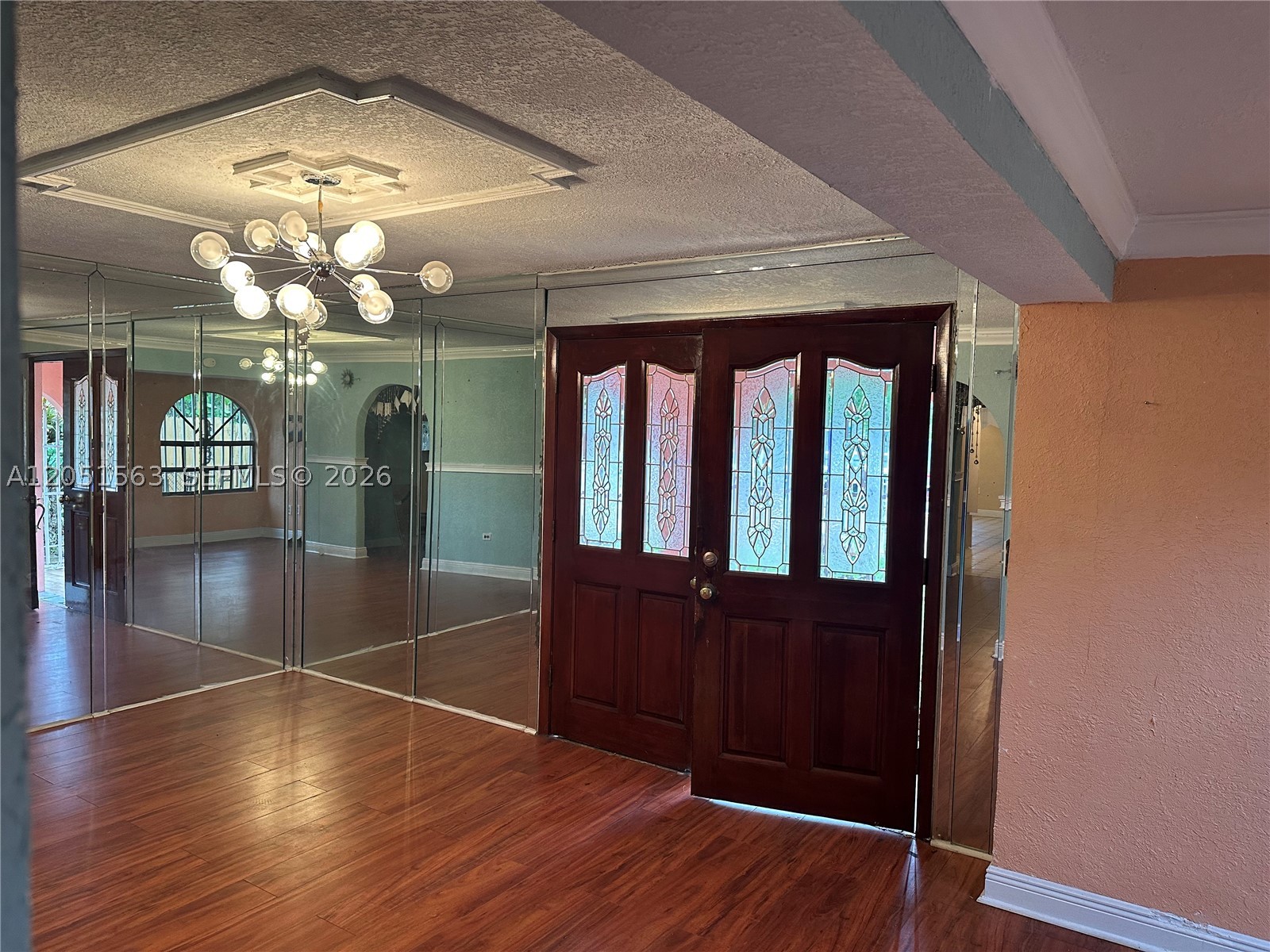 RIVERA MANOR - Residential