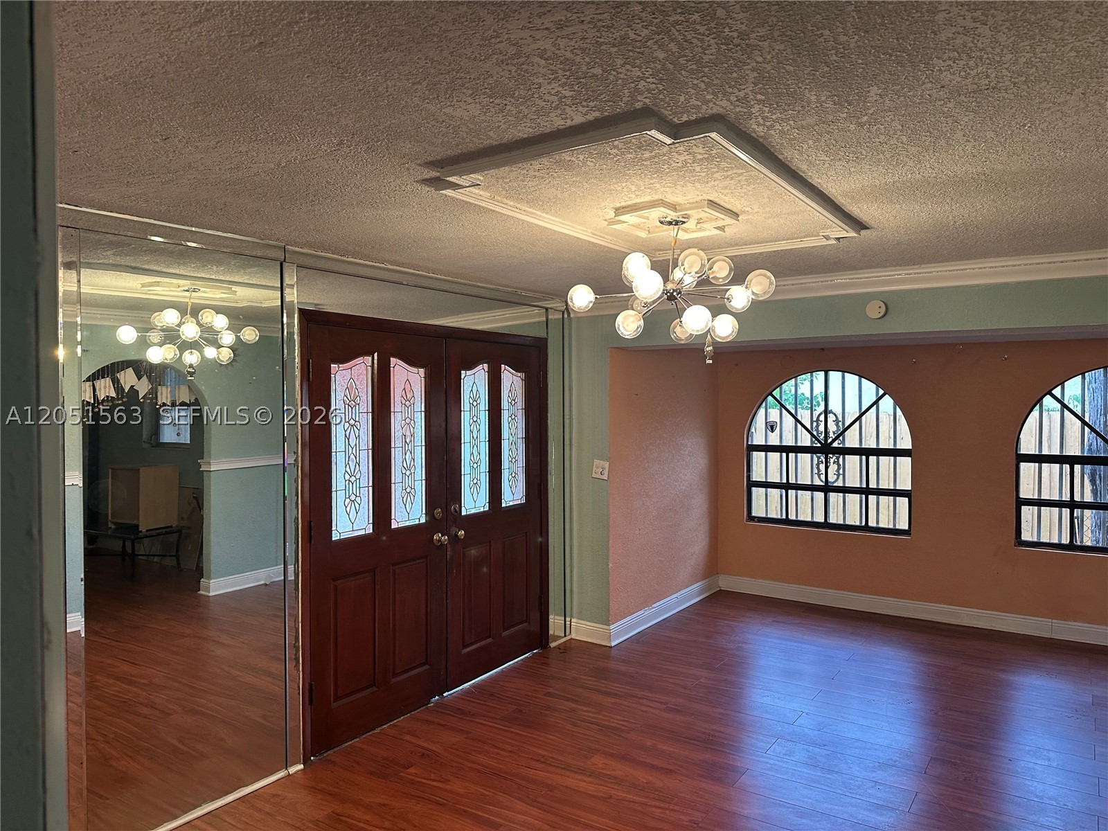 RIVERA MANOR - Residential