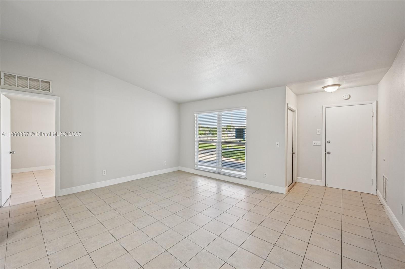 PORT ST LUCIE SECTION 8 - Residential
