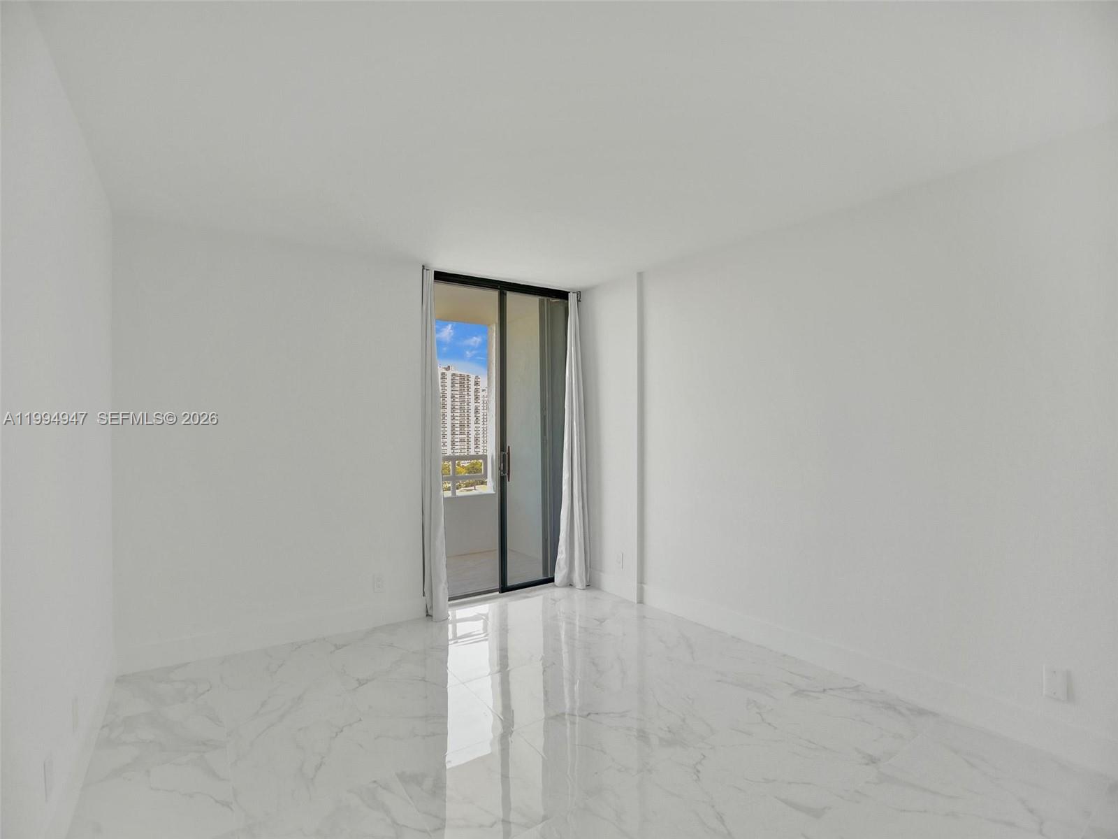 DELVISTA TOWERS CONDO - Residential