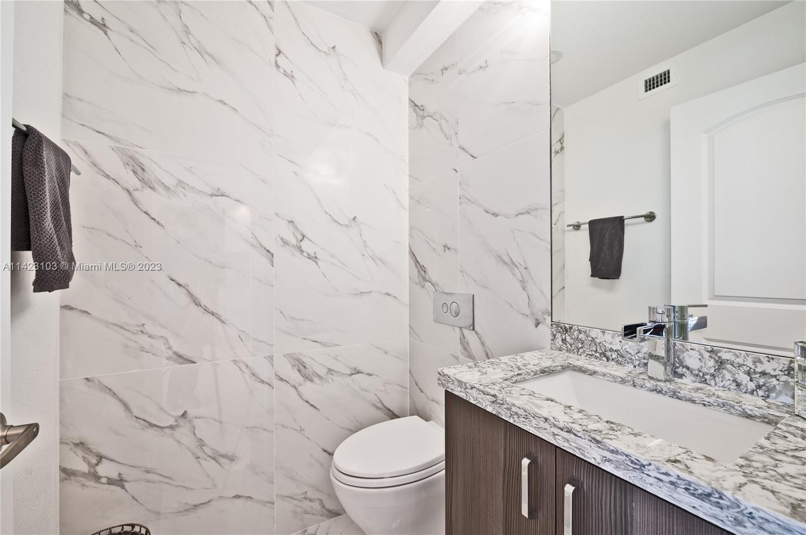 CORONADO CONDO- TOWER III - Residential