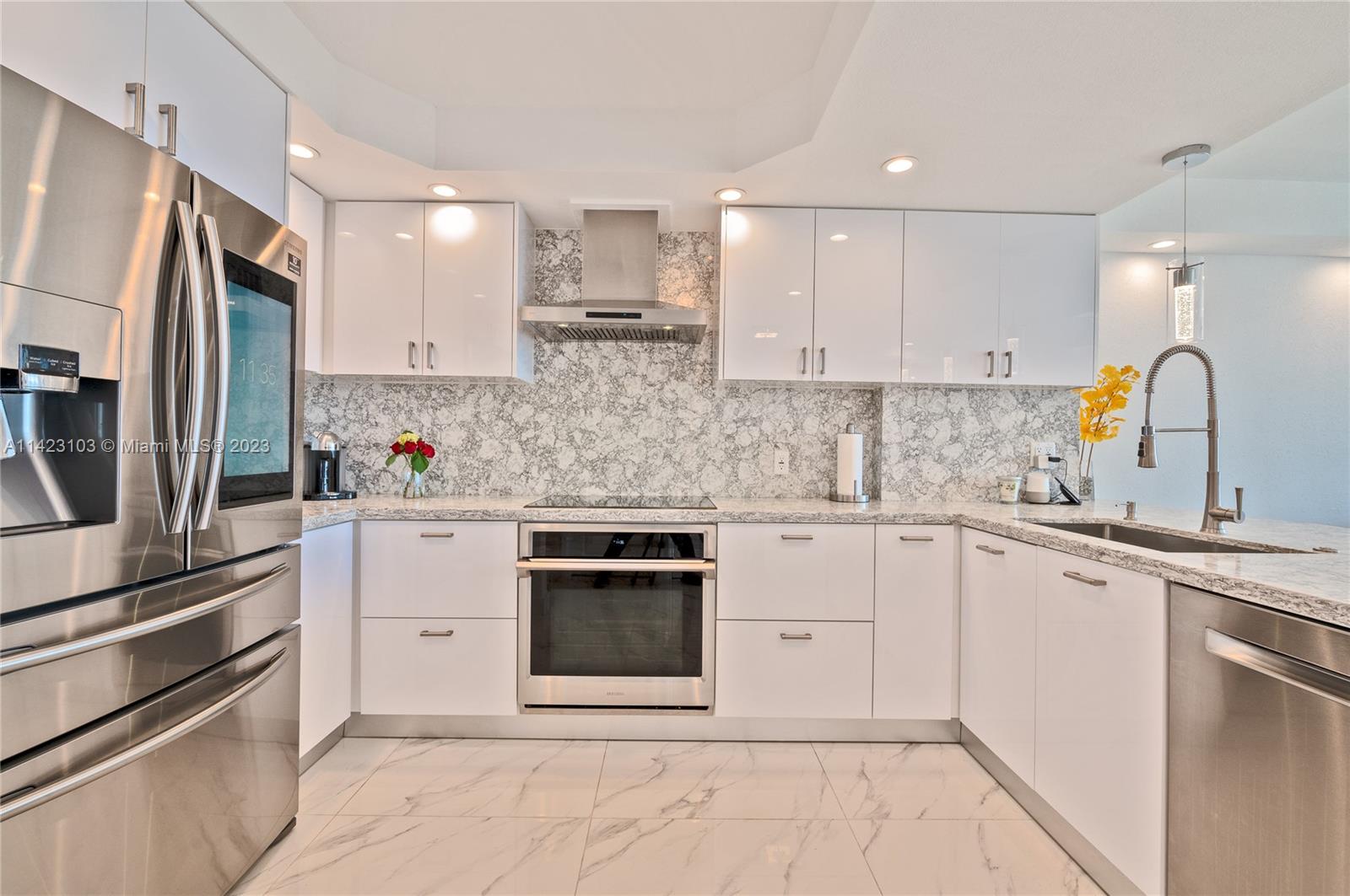 CORONADO CONDO- TOWER III - Residential