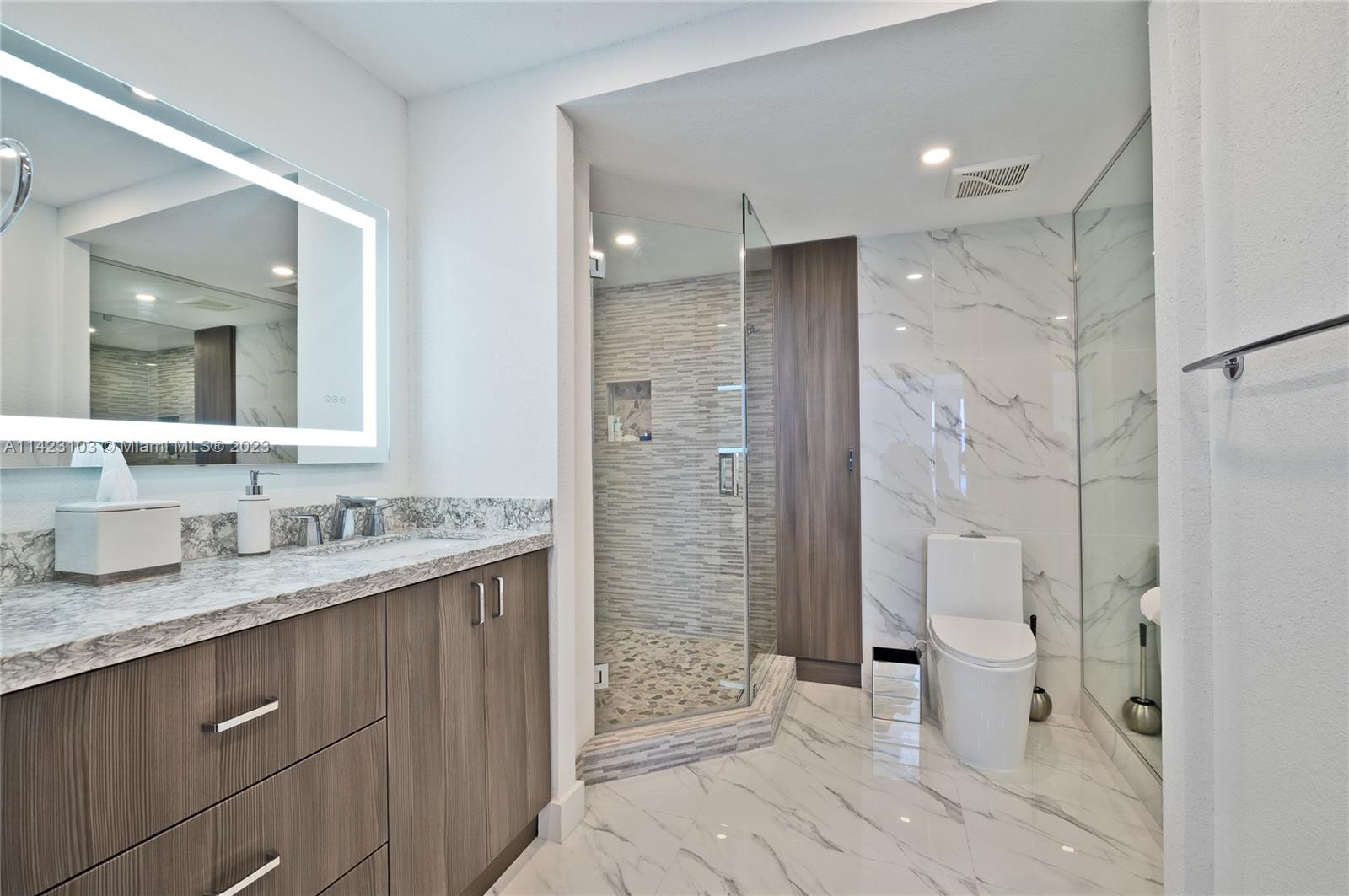 CORONADO CONDO- TOWER III - Residential