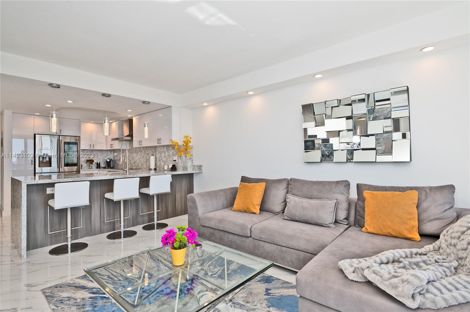 CORONADO CONDO- TOWER III - Residential