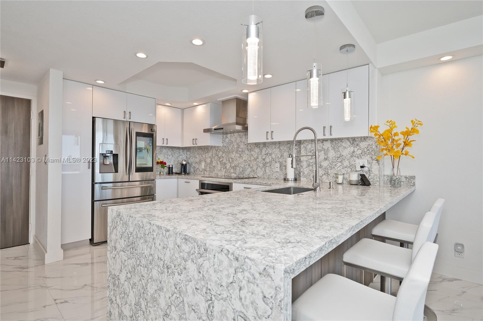 CORONADO CONDO- TOWER III - Residential