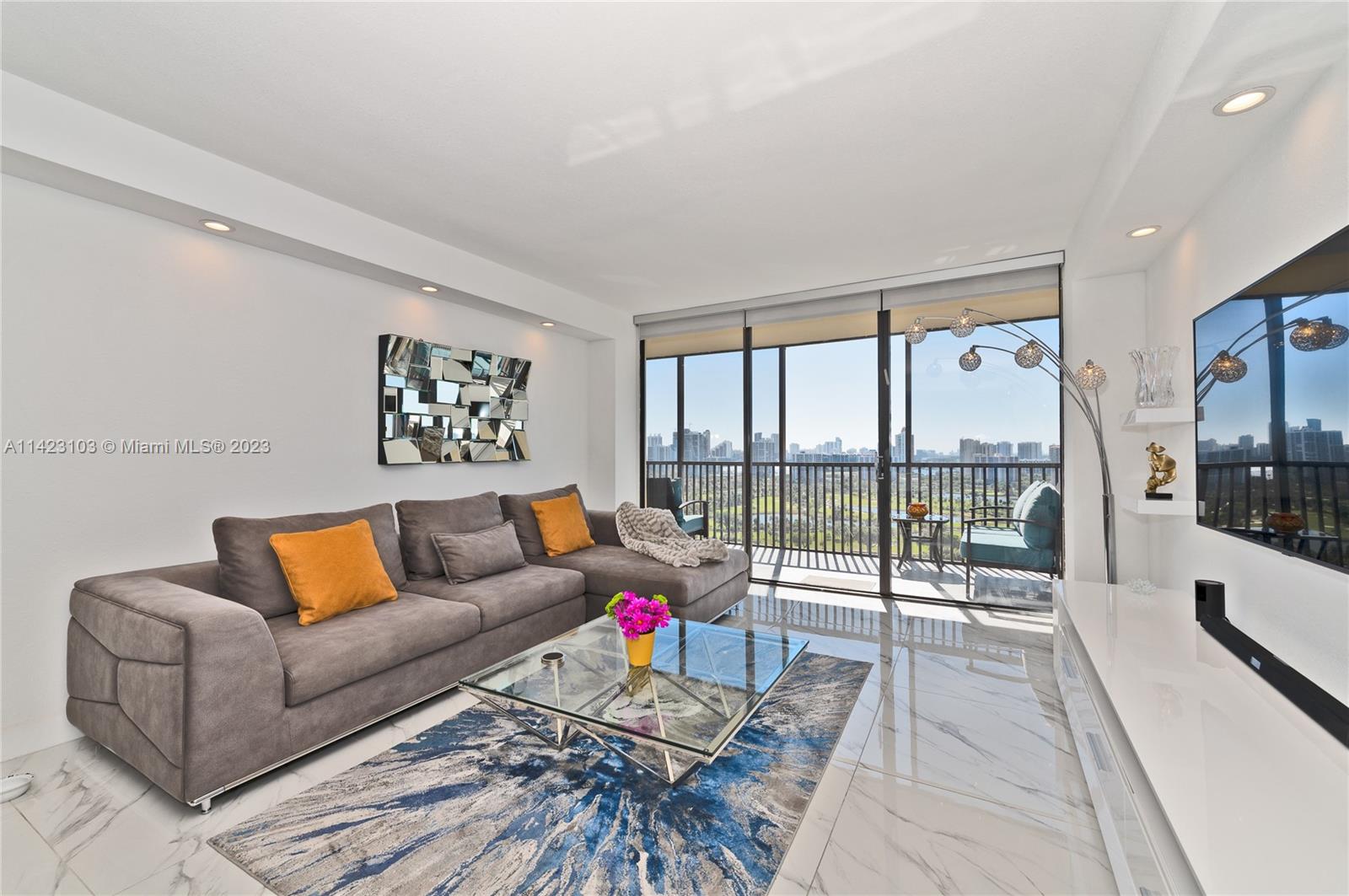CORONADO CONDO- TOWER III - Residential