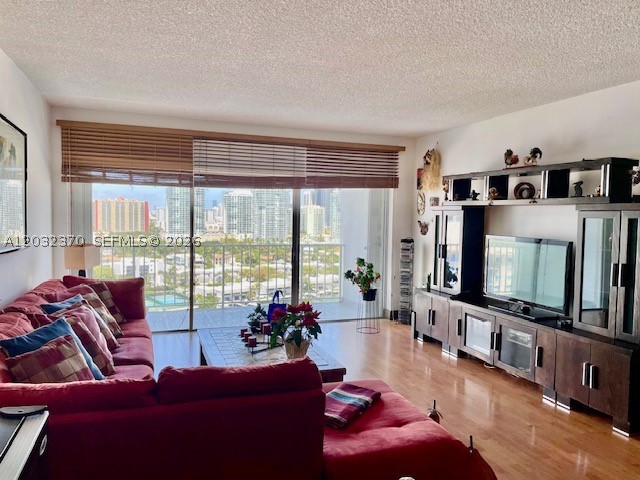 ARLEN HOUSE WEST CONDO - Residential