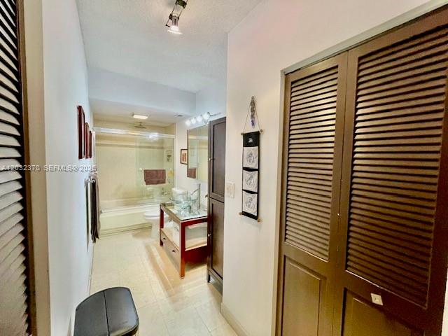 ARLEN HOUSE WEST CONDO - Residential