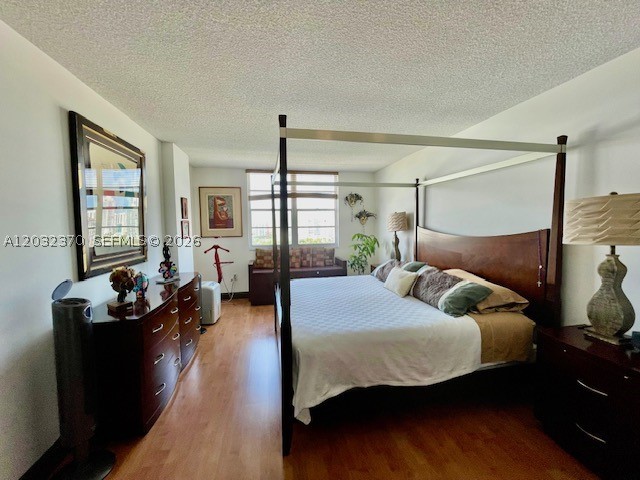ARLEN HOUSE WEST CONDO - Residential