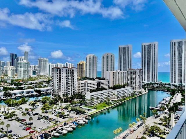 ARLEN HOUSE WEST CONDO - Residential