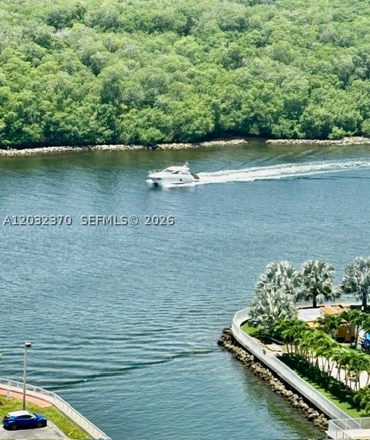 ARLEN HOUSE WEST CONDO - Residential