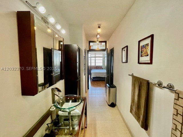 ARLEN HOUSE WEST CONDO - Residential
