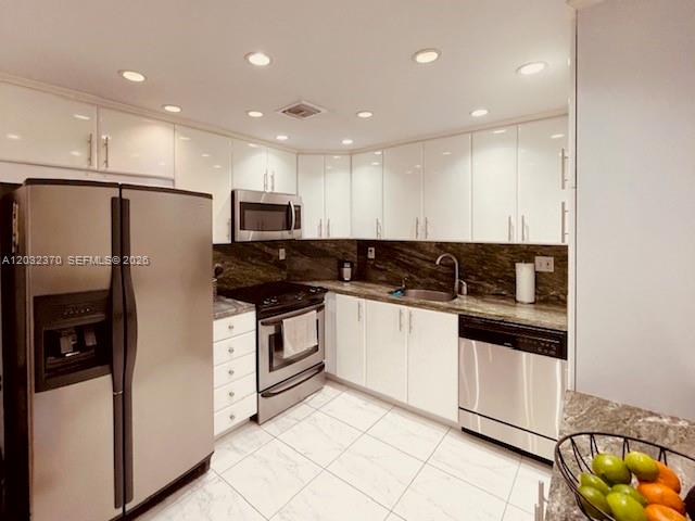 ARLEN HOUSE WEST CONDO - Residential