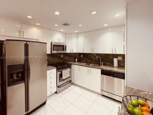 ARLEN HOUSE WEST CONDO - Residential