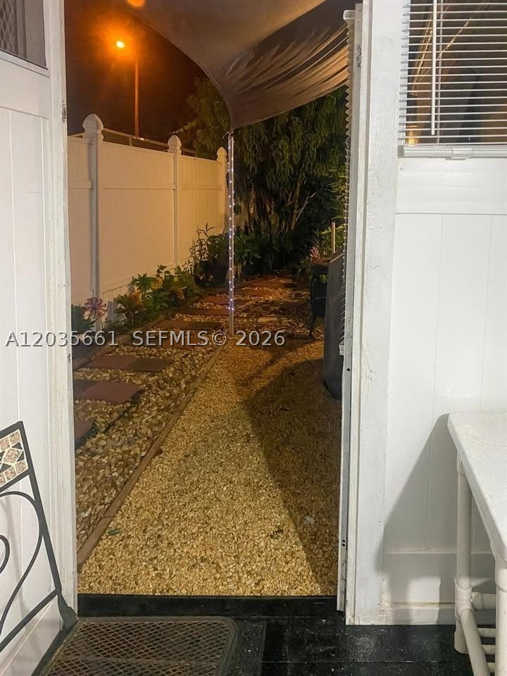 BROADVIEW PARK SEC 4 - Residential Lease