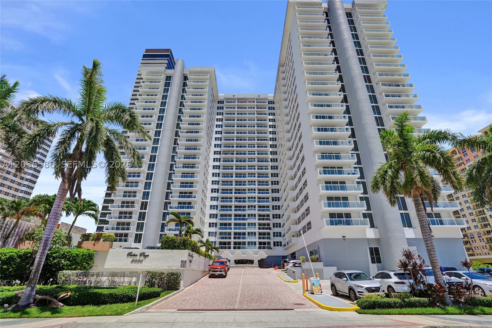 PARKER PLAZA CONDO ESTATE - Residential Lease