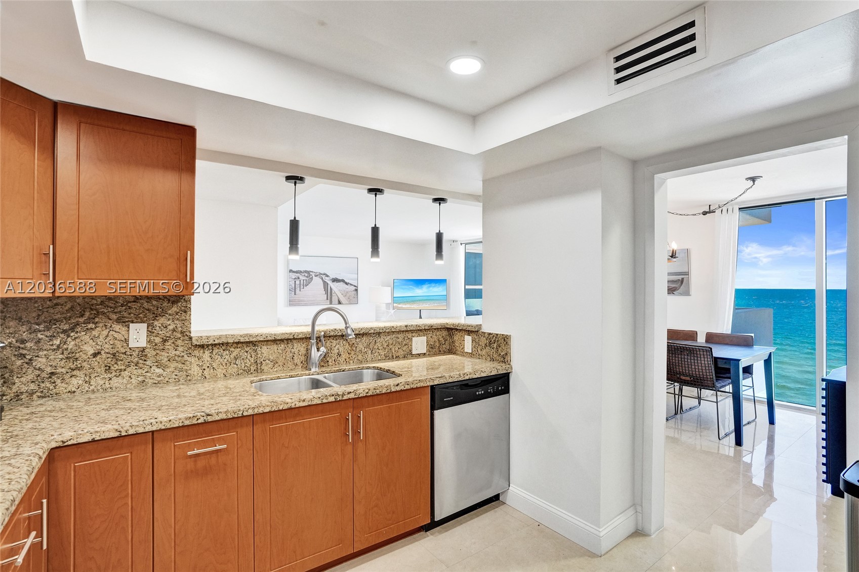 PARKER PLAZA CONDO ESTATE - Residential Lease
