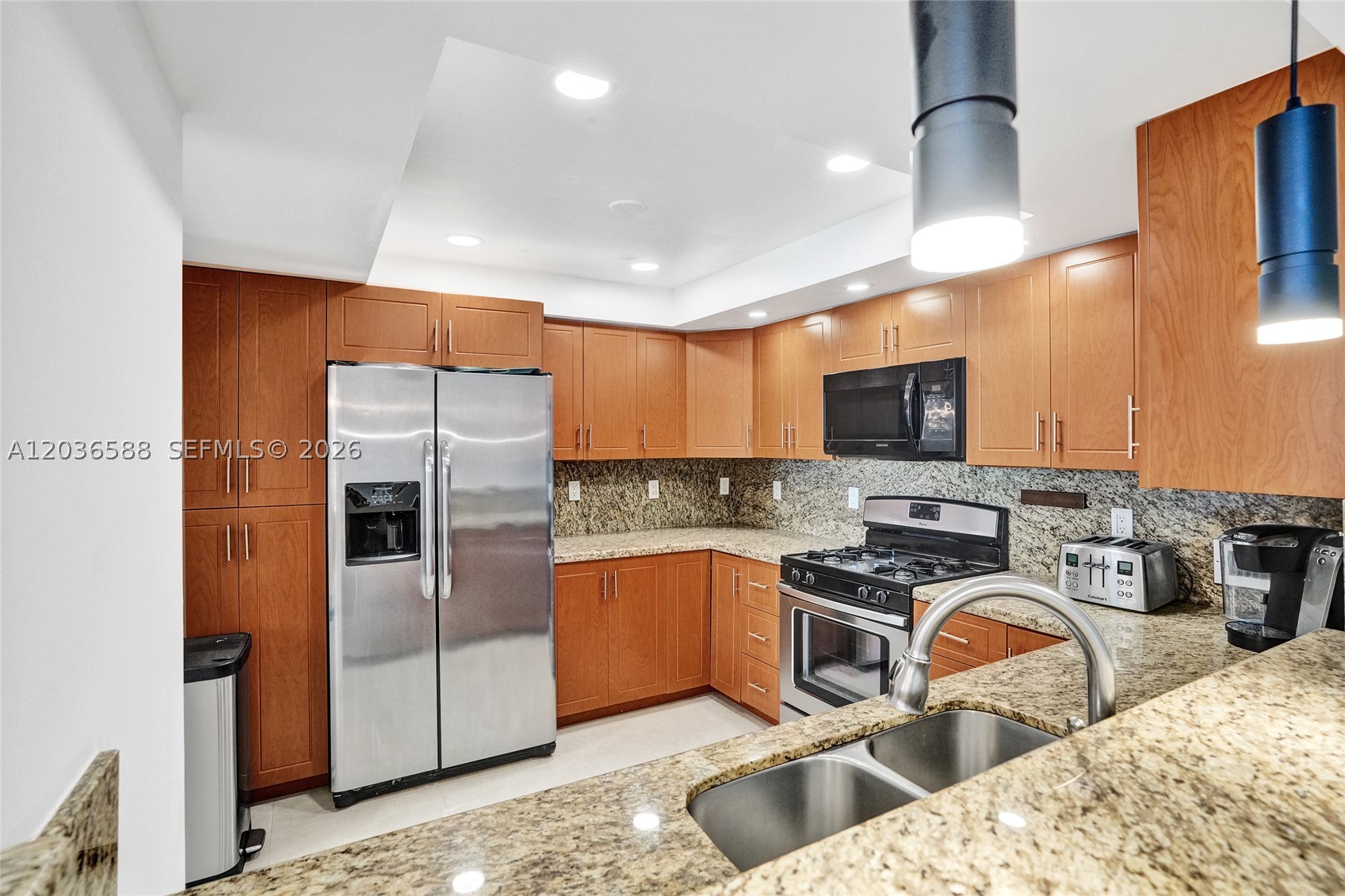 PARKER PLAZA CONDO ESTATE - Residential Lease