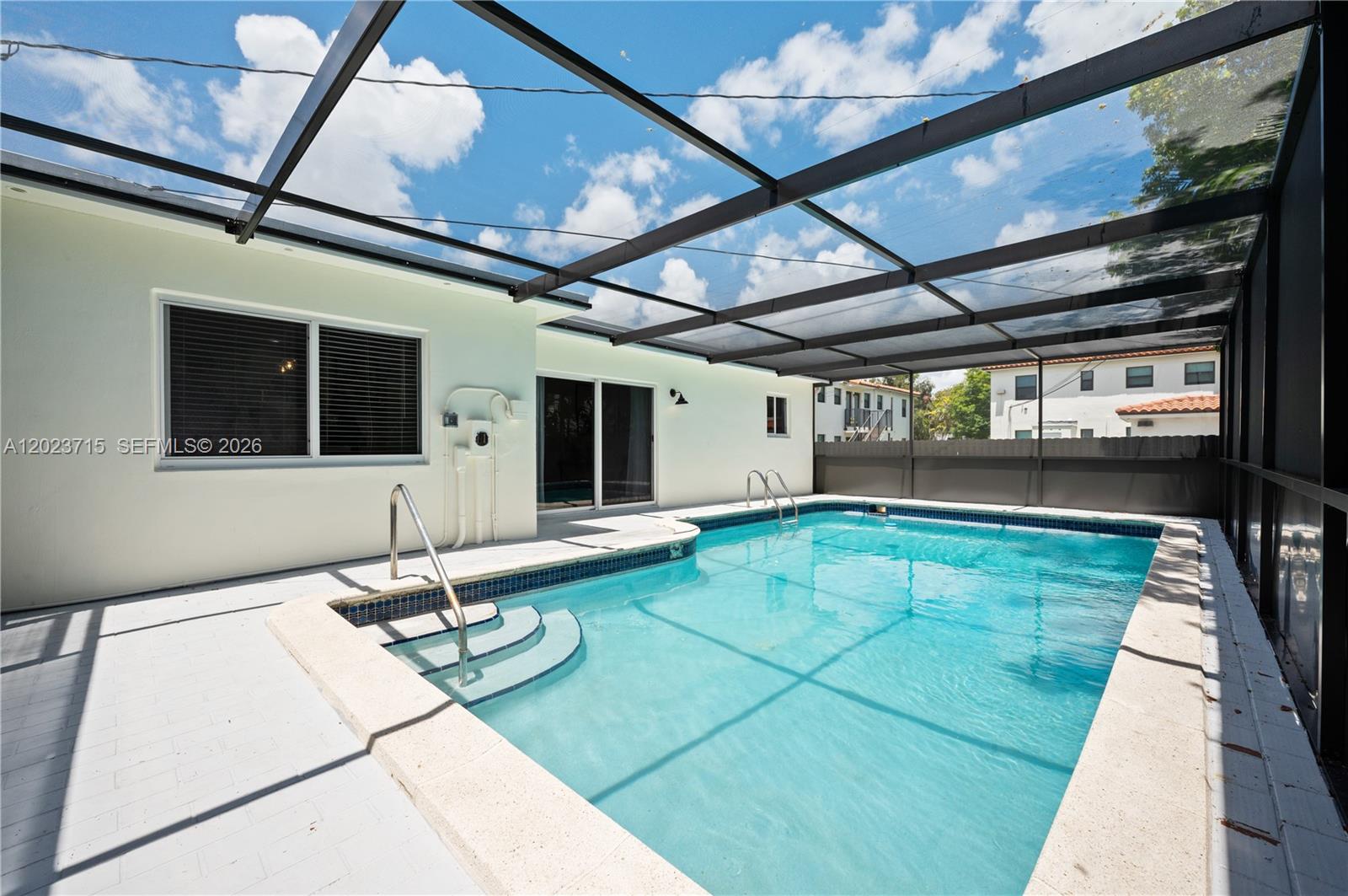 SUNNY GROVE - Residential