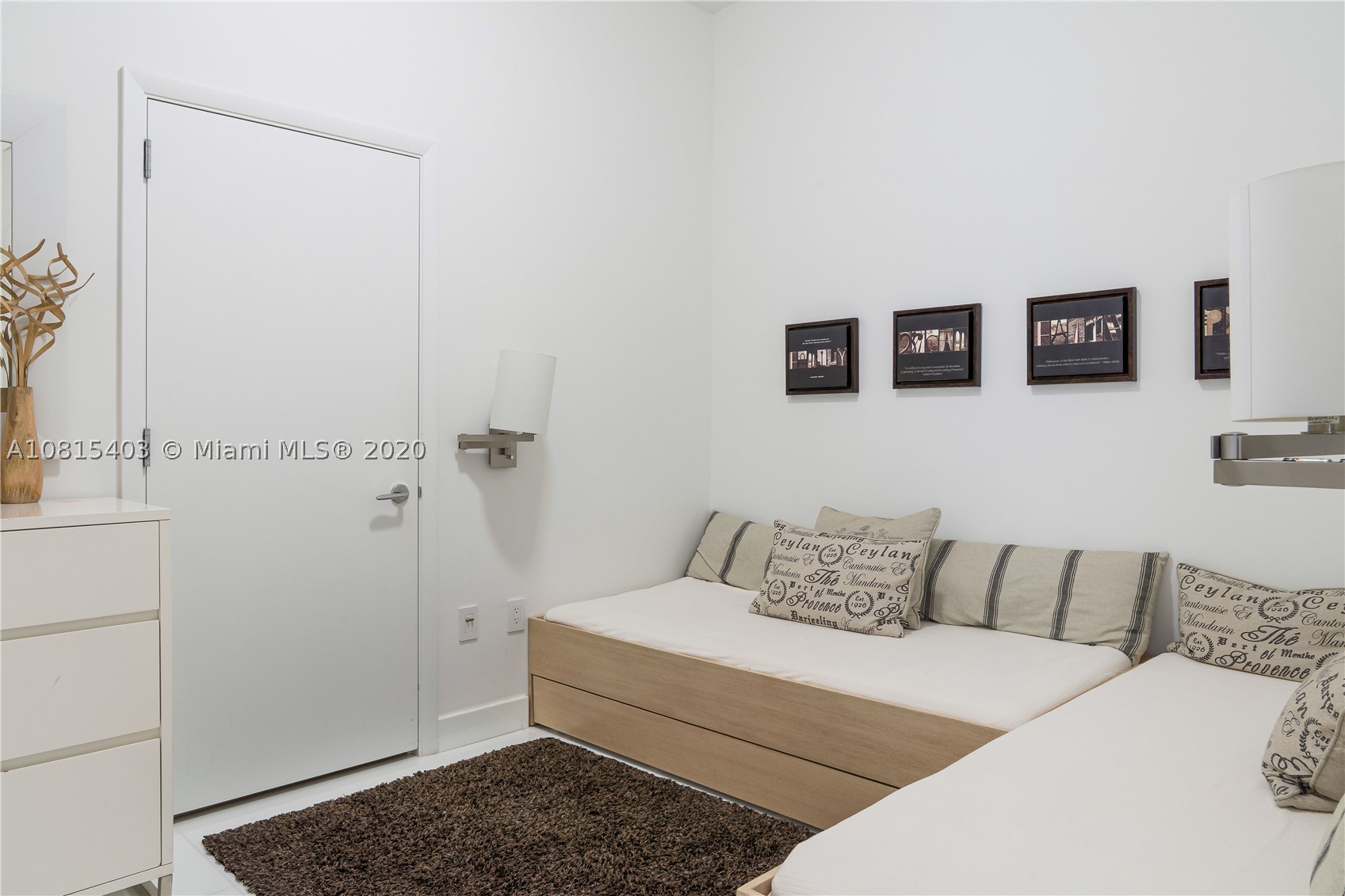 JADE OCEAN CONDO - Residential