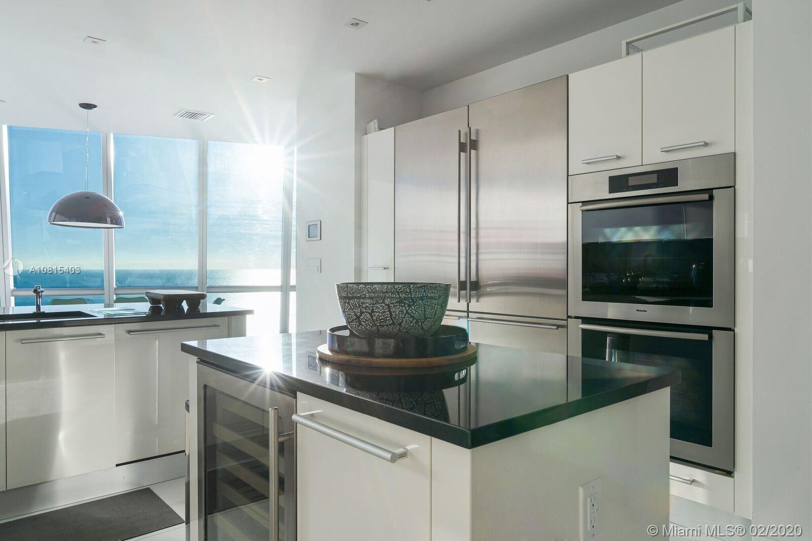 JADE OCEAN CONDO - Residential