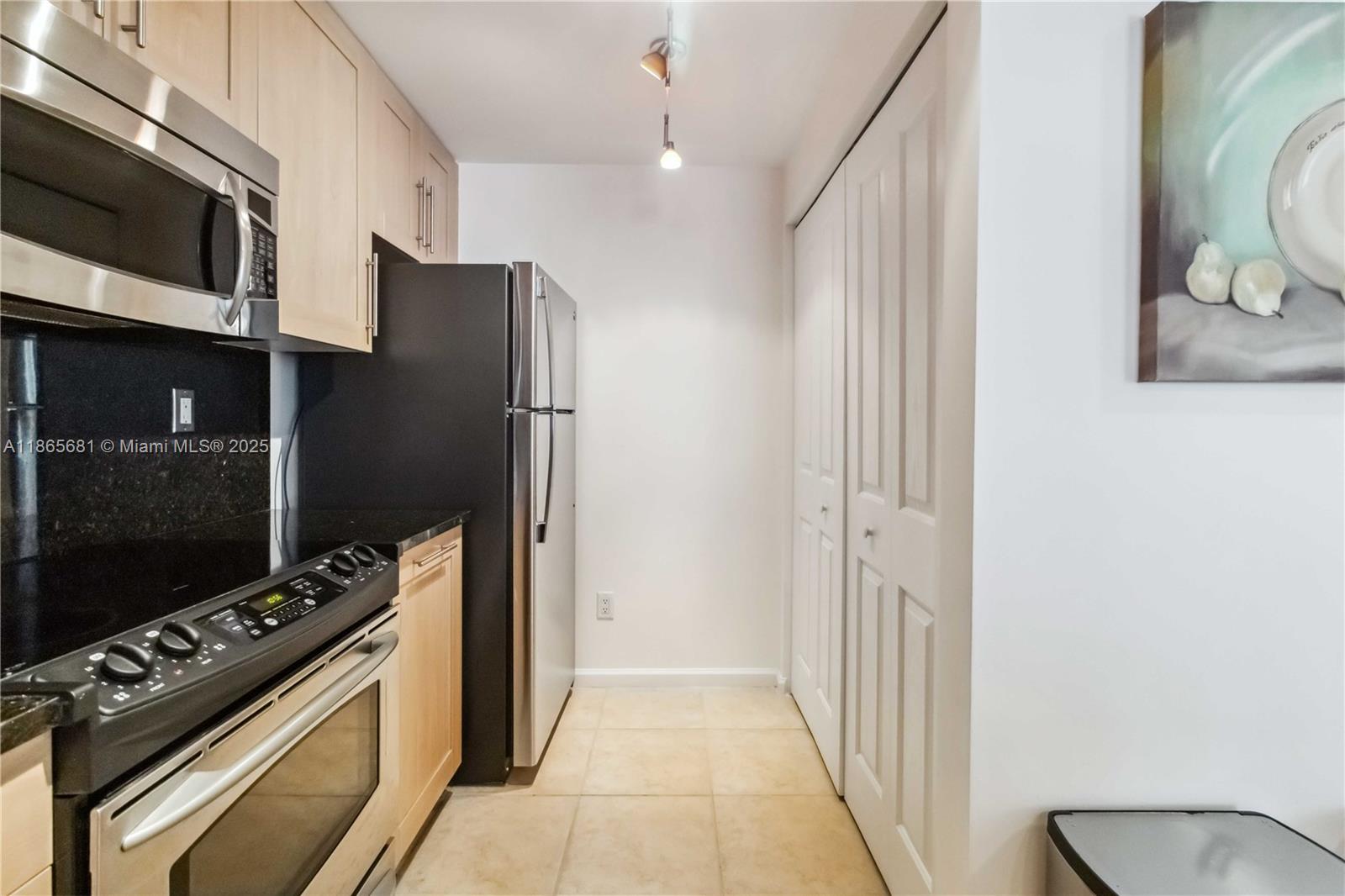 NURIVER LANDING CONDO - Residential