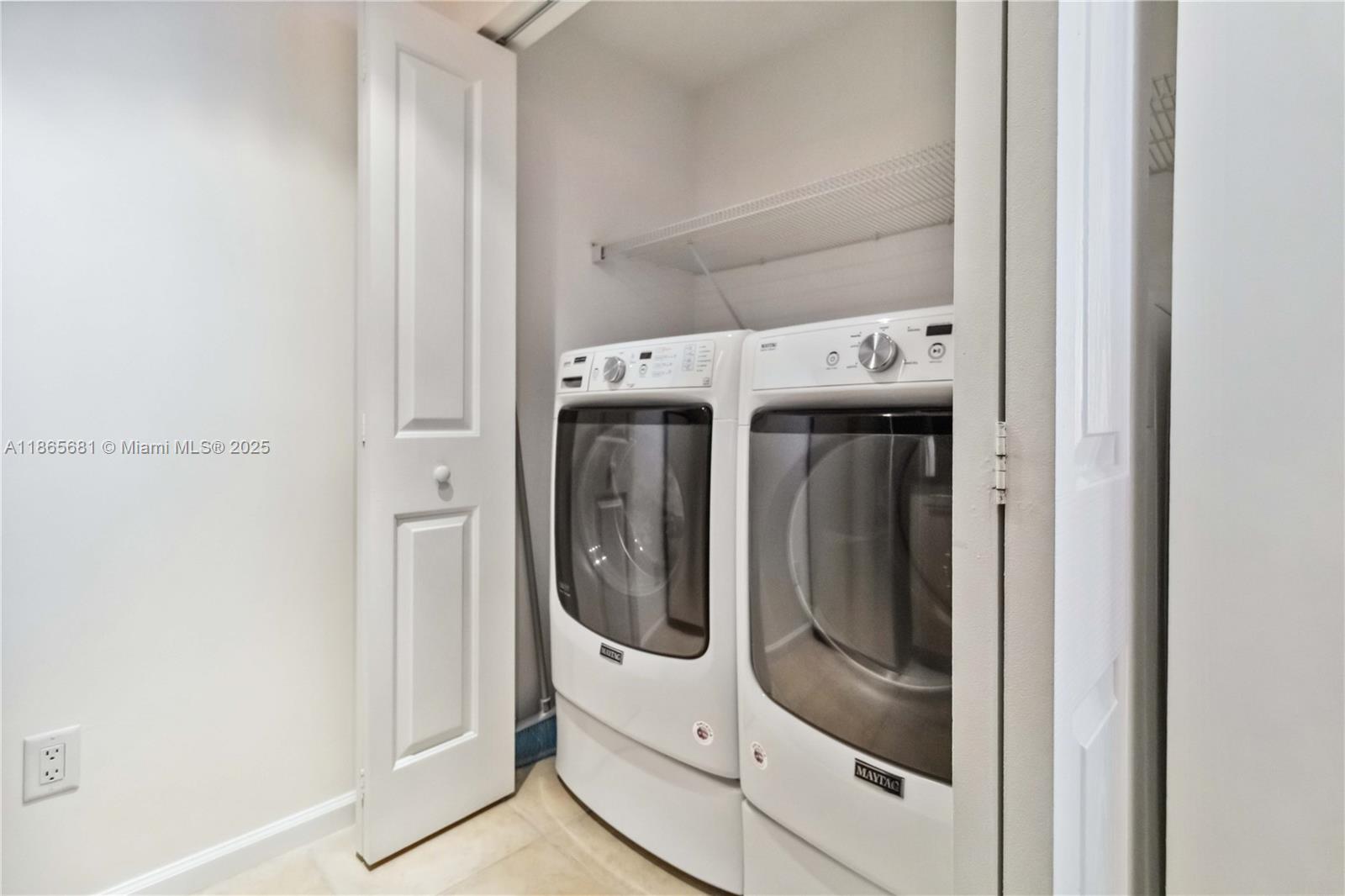 NURIVER LANDING CONDO - Residential