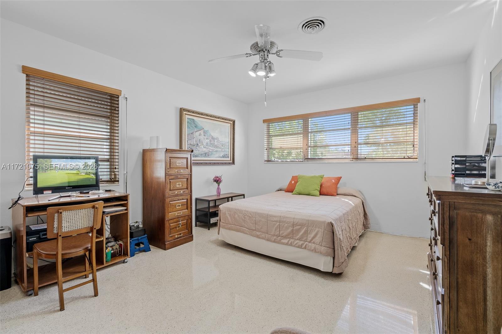 ALTOS DEL MAR NO 4 - Residential