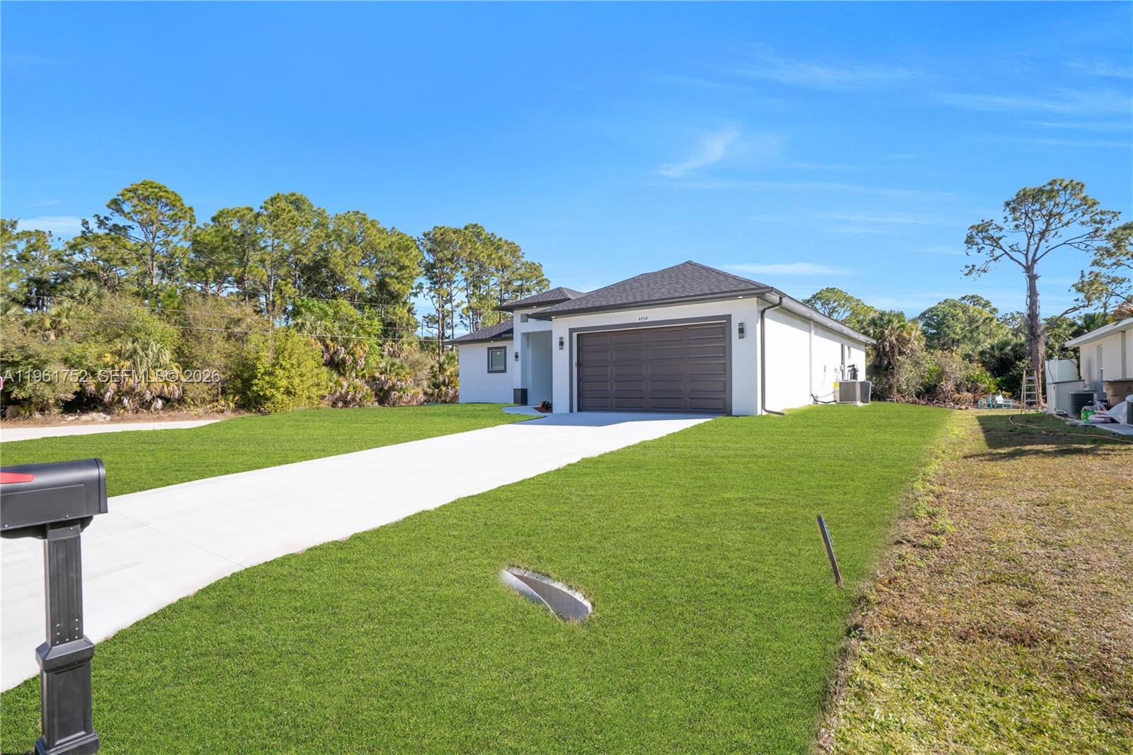 LEHIGH ACRES - Residential