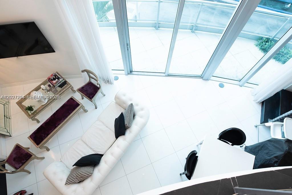 IVY CONDO - Residential Lease