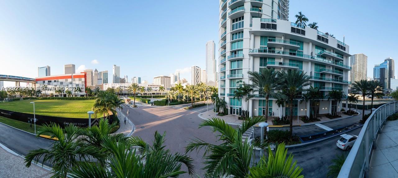 IVY CONDO - Residential Lease