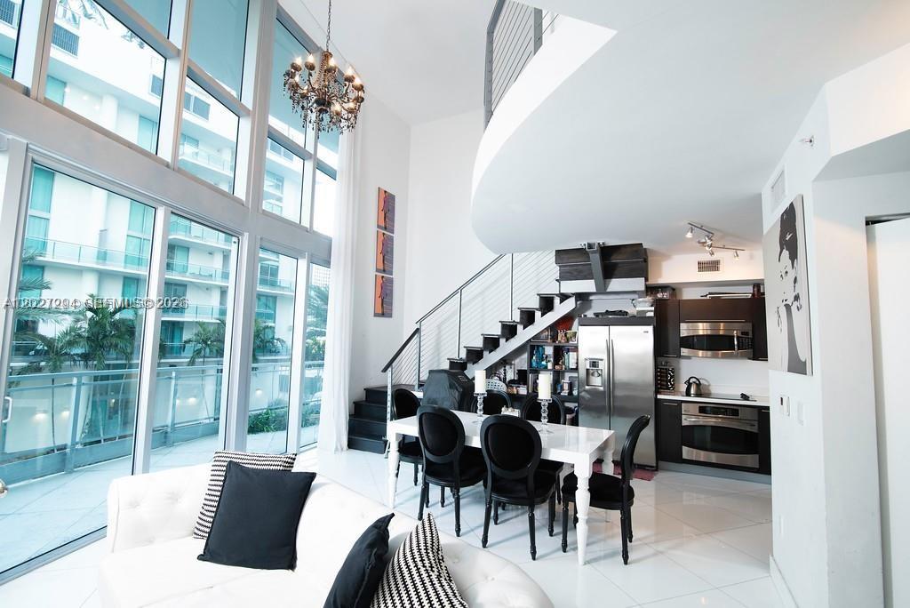 IVY CONDO - Residential Lease