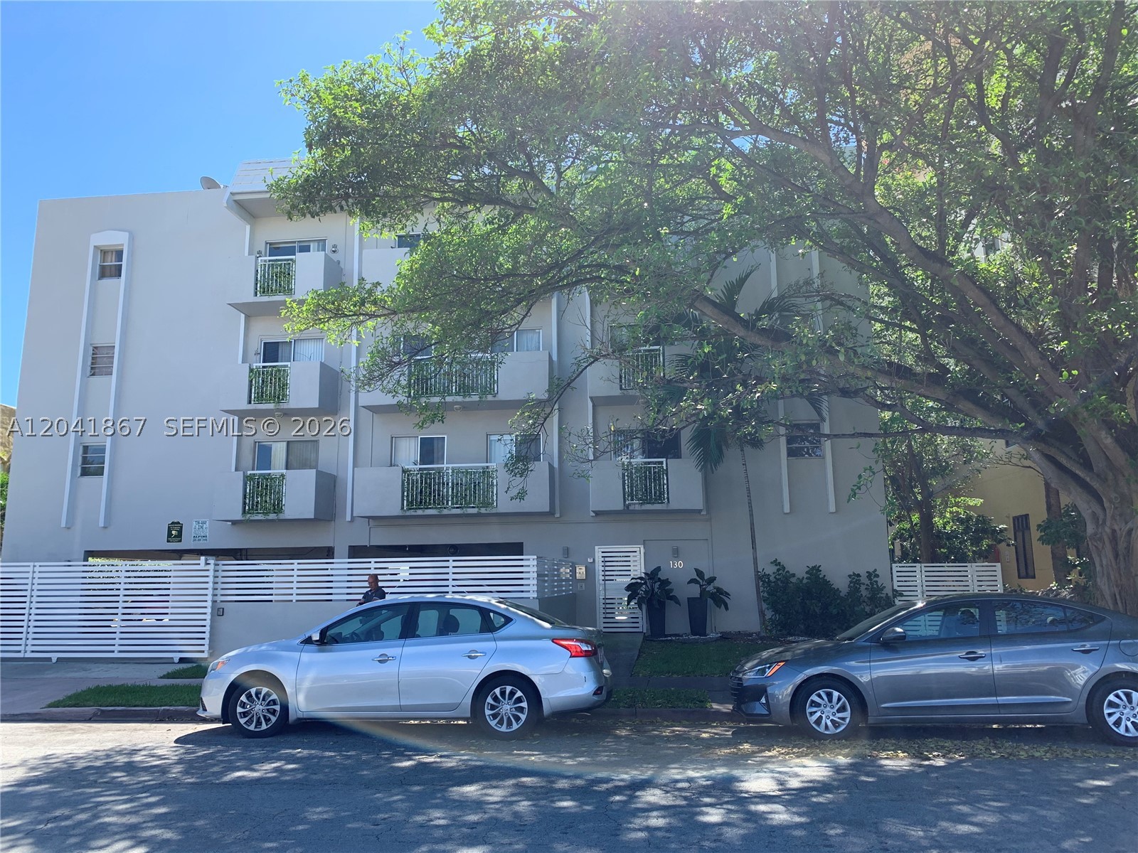 C GAB DOUGLAS SEC - Residential Lease