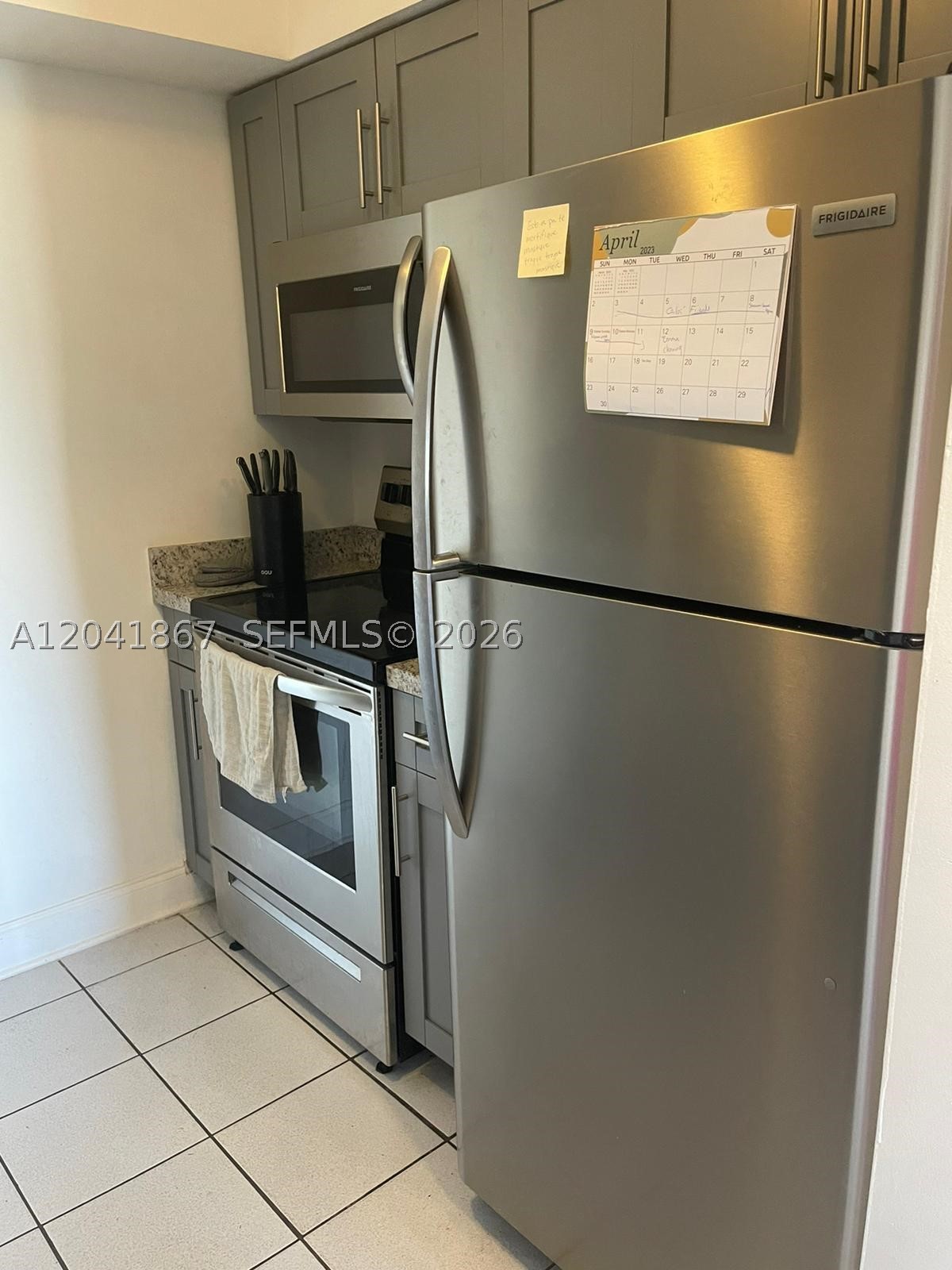 C GAB DOUGLAS SEC - Residential Lease