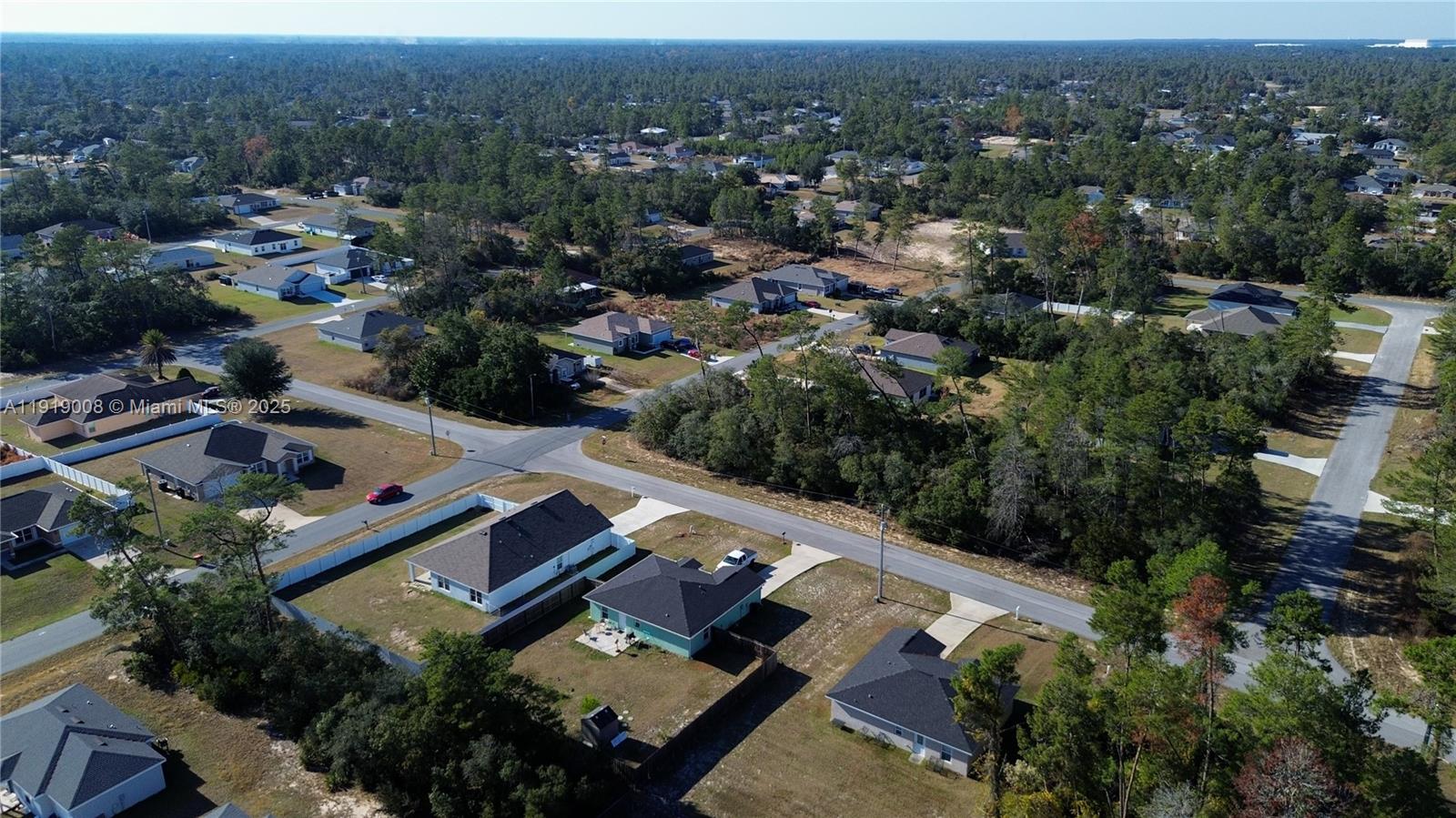 MARION OAKS - Land